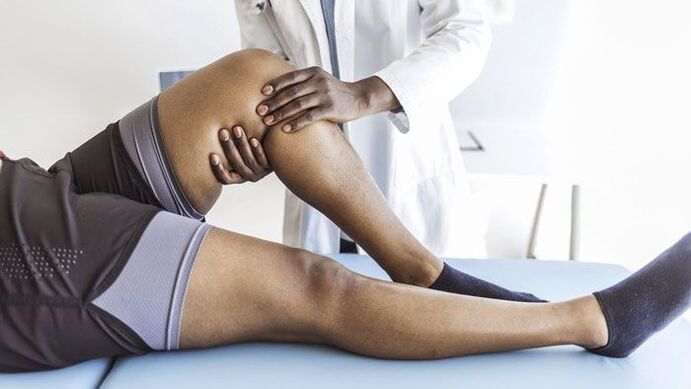 Bei einigen Erkrankungen hilft eine Massage, den Zustand des Knies zu verbessern